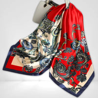 Foulard Carré Femme Grande Taille