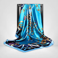 Grand Foulard en Satin Bleu