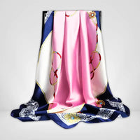 Grand Foulard en Satin Bleu Rose