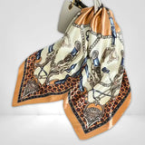 Grand Foulard en Satin Vintage