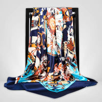 Grand Foulard en Soie Bleu Foncé