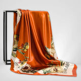 Grand Foulard en Soie Orange Fleuri